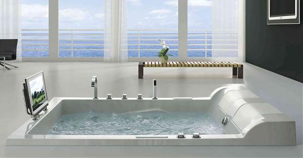 徹底放鬆的願望：用頂級皇室浴缸泡一個夢幻澡