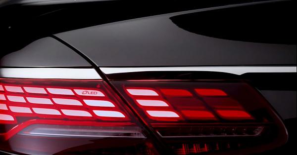 超威車尾燈  賓士S Class Cabriolet採用OLED照明