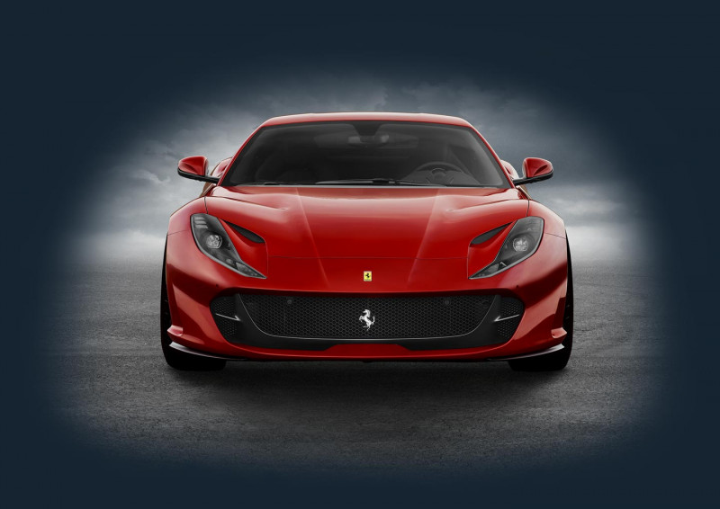 給力！  Ferrari 812 Superfast毫無死角的超跑