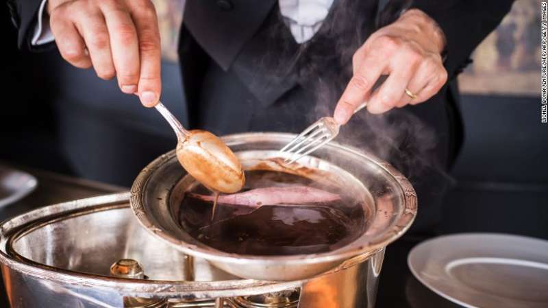 夢幻料理：銀塔餐廳的「法國血鴨」