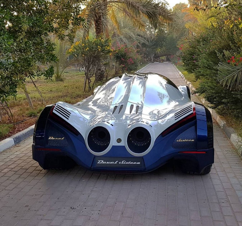 來自杜拜　5000匹馬力真獸Devel Sixteen 