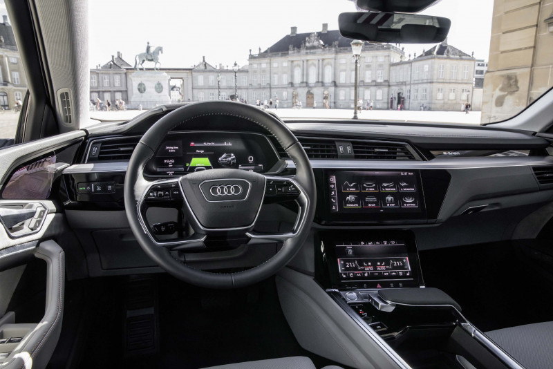 奥迪提出降低风阻选配　Audi e-tron prototype首度搭载虚拟后视镜