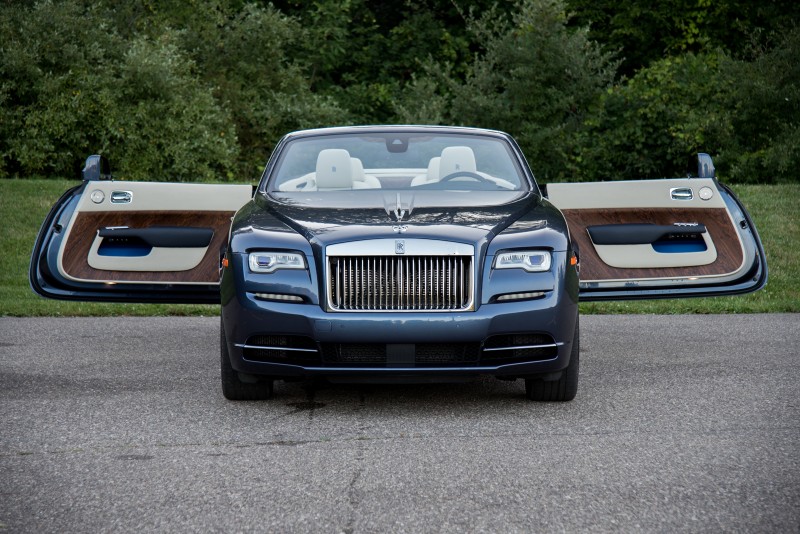 印象从亮相那一刻开始 为什麼劳斯莱斯Rolls-Royce採对开式车门?