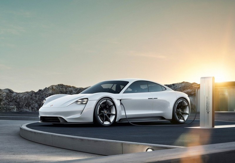 保时捷纯电动车确定名号Porsche Taycan　2019年即将量产