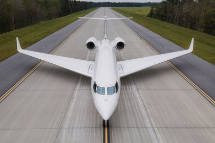 富豪的花錢哲學　頭等艙與私人飛機哪個好？