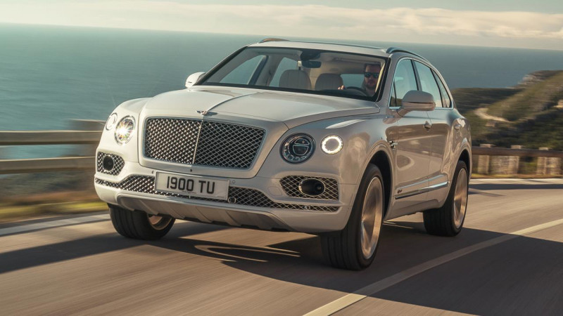 宾利油电混合SUV现身! Bentley Bentayga Hybrid