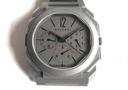 寶格麗Octo Finissimo兩地時間計時碼錶除了超薄 還有什麼特色讓它得到GPHG獎