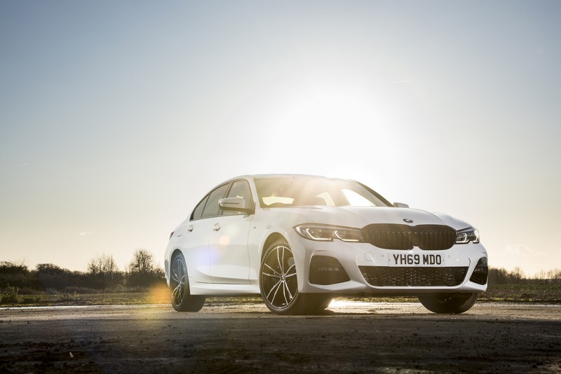 BMW獲最佳電動車雙贏！房車330、休旅車X5油電技術最出色