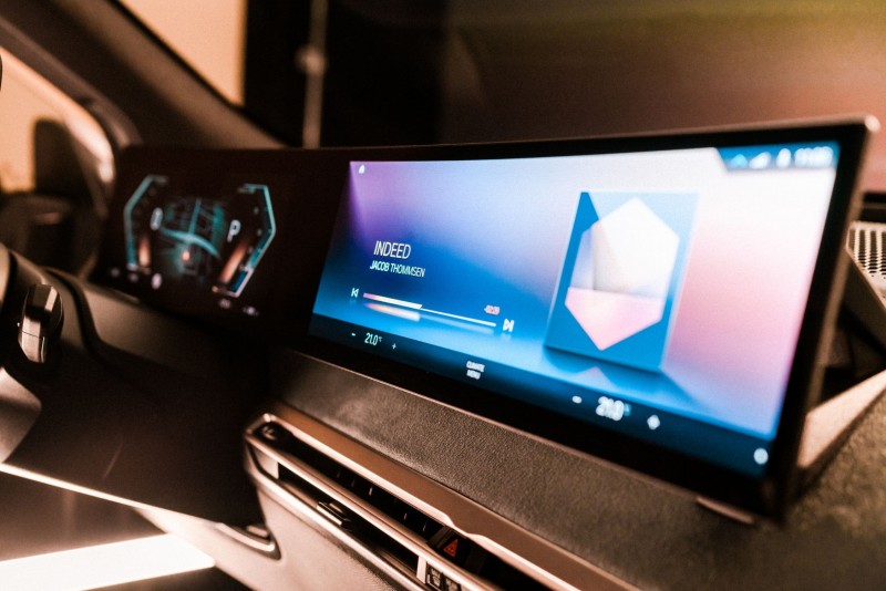 2021 BMW发表第8代最新iDrive系统
