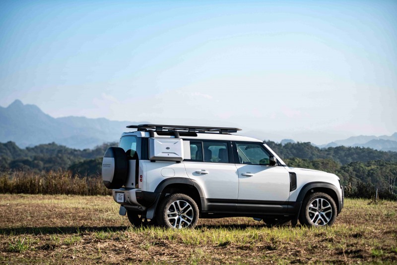 世纪探险王 2021 Land Rover Defender 110双车型267万元起