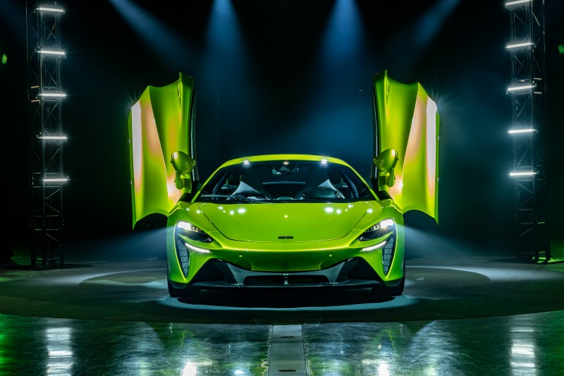 麦拉伦第一款混合动力超跑McLaren Artura问世