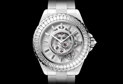 高級製錶持續發力 香奈兒J12 Caliber 3.1白色腕錶