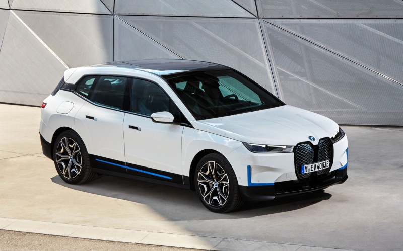 BMW iX豪華純電旗艦休旅開始預售！雙車型316萬元起