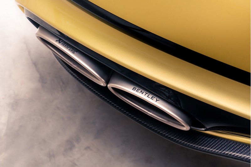 少了7公斤、音浪更好聽  賓利推出Continental GT Speed輕鈦運動排氣管