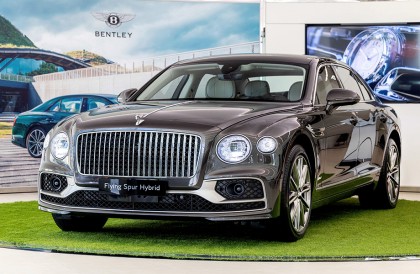 宾利首款油电轿跑Bentley Flying Spur Hybrid Odyssean Edition 1330万起（附规格表）