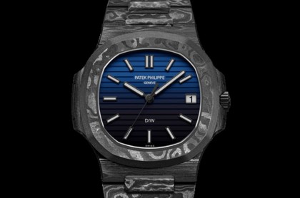 百達翡麗絕版金鷹5711改錶 碳纖維材質搭漸層藍面超輕量令人驚豔
