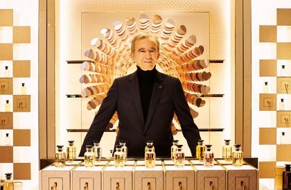LVMH總裁Bernard Arnault再次成為全球首富 資產首度突破2千億美元