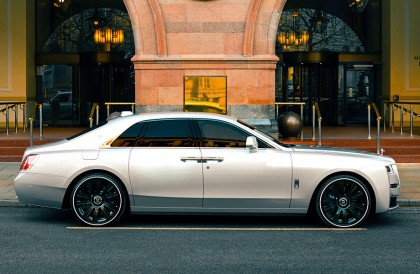 Rolls-Royce Manchester Ghost 勞斯萊斯特別款致敬豪華汽車之都