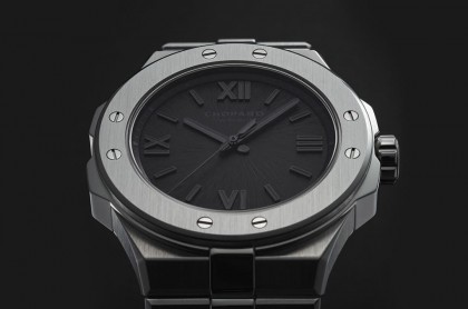 萧邦Alpine Eagle日本限定版 面盘出现几点特殊变化