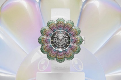 宇舶攜手村上隆研發MP-15 首創微笑之花錶殼搭配品牌首發中置陀飛輪