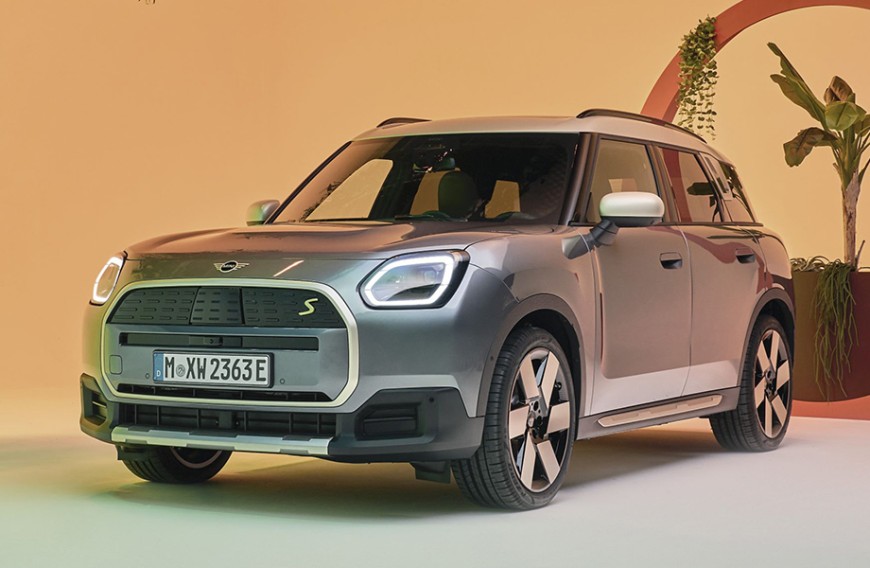 圓形OLED螢幕超吸睛 全新MINI Countryman運動休旅預售開跑