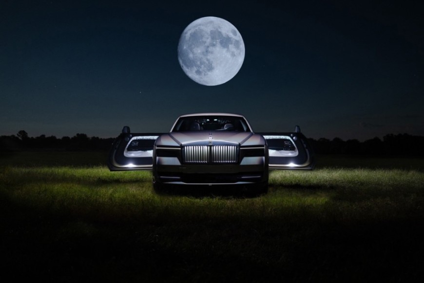 Rolls-Royce Spectre Lunaflair 劳斯莱斯Bespoke电动车重现「月晕」色彩